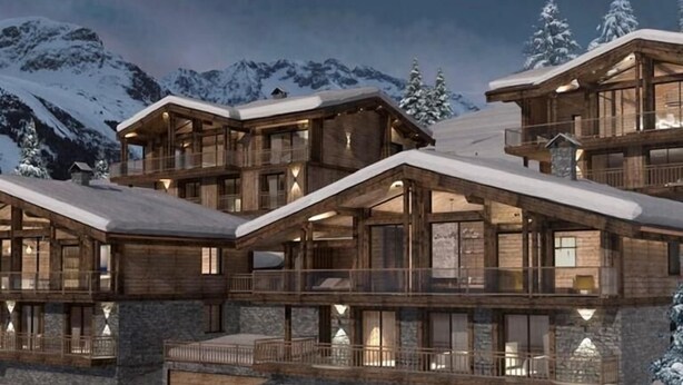 A multi-story wooden lodge with large windows and balconies, set against a snowy mountain backdrop. - Chalet, wifi, 300m from resort center, sauna, terrace, fireplace or stove, parking, tv, ski locker (Les Deux Alpes)