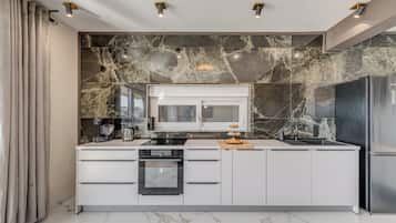 Deluxe-Villa, Meerblick | Eigene Küche | Wasserkocher, Gewürze, Gefrierschrank