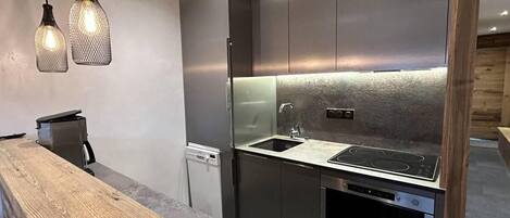 Microwave, oven, coffee/tea maker, toaster