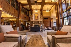 المنشأة من الداخل