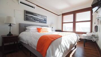 Luxury Double Room, City View | Individually decorated, individually furnished, free WiFi