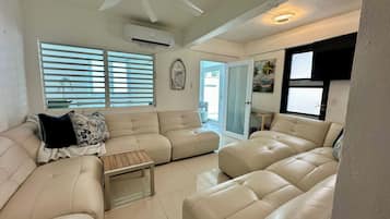 Smart TV, offices