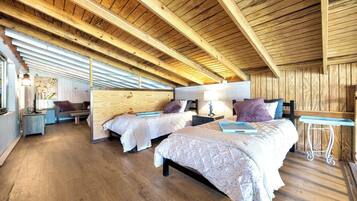 10 bedrooms, iron/ironing board, free WiFi, bed sheets