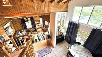 TV connectée, jeux vidéo, espaces bureaux