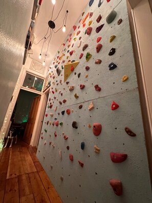 Apartment | Interior - Quirky Apartment in the Heart of Leith With Garden (Edinburgh)