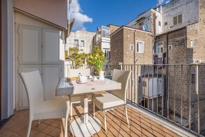 Outdoor dining - 🌸 Il Tulipano – Elegance and Tradition in the Heart of Vico Equense (Vico Equense)