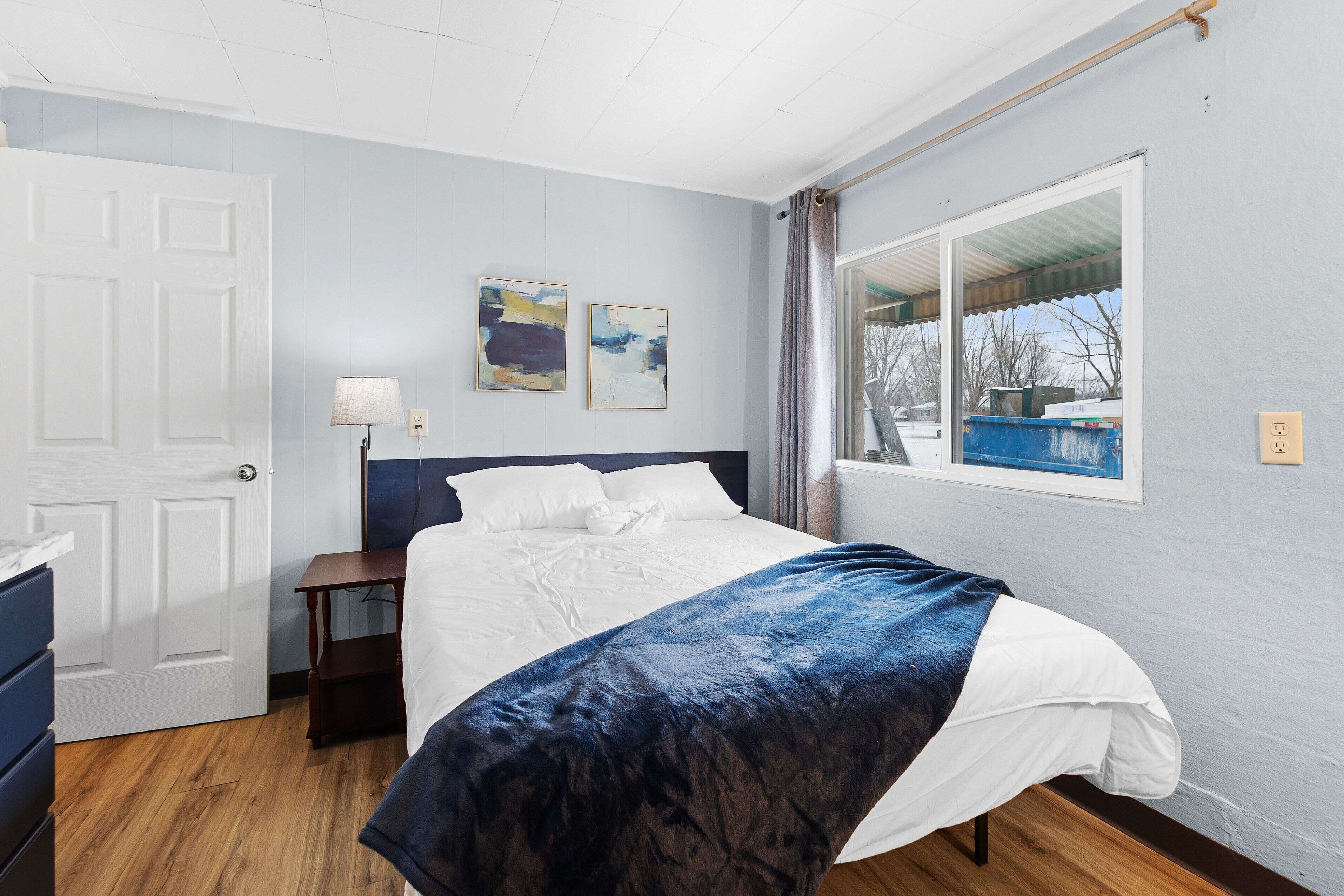 舒適雙人房 | 筆電工作空間、免費無線上網