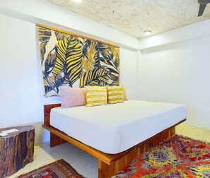 4 bedrooms, iron/ironing board, travel cot, free WiFi - Casa Cadejo- Surf paradise in Playa Grande (Playa Grande)