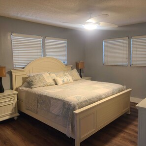 3 室のベッドルーム、アイロン / アイロン台、WiFi