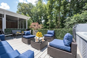 House | Terrace/patio