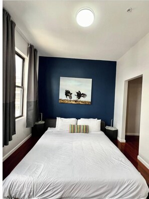 2 habitaciones, tabla de planchar con plancha, wifi y ropa de cama
