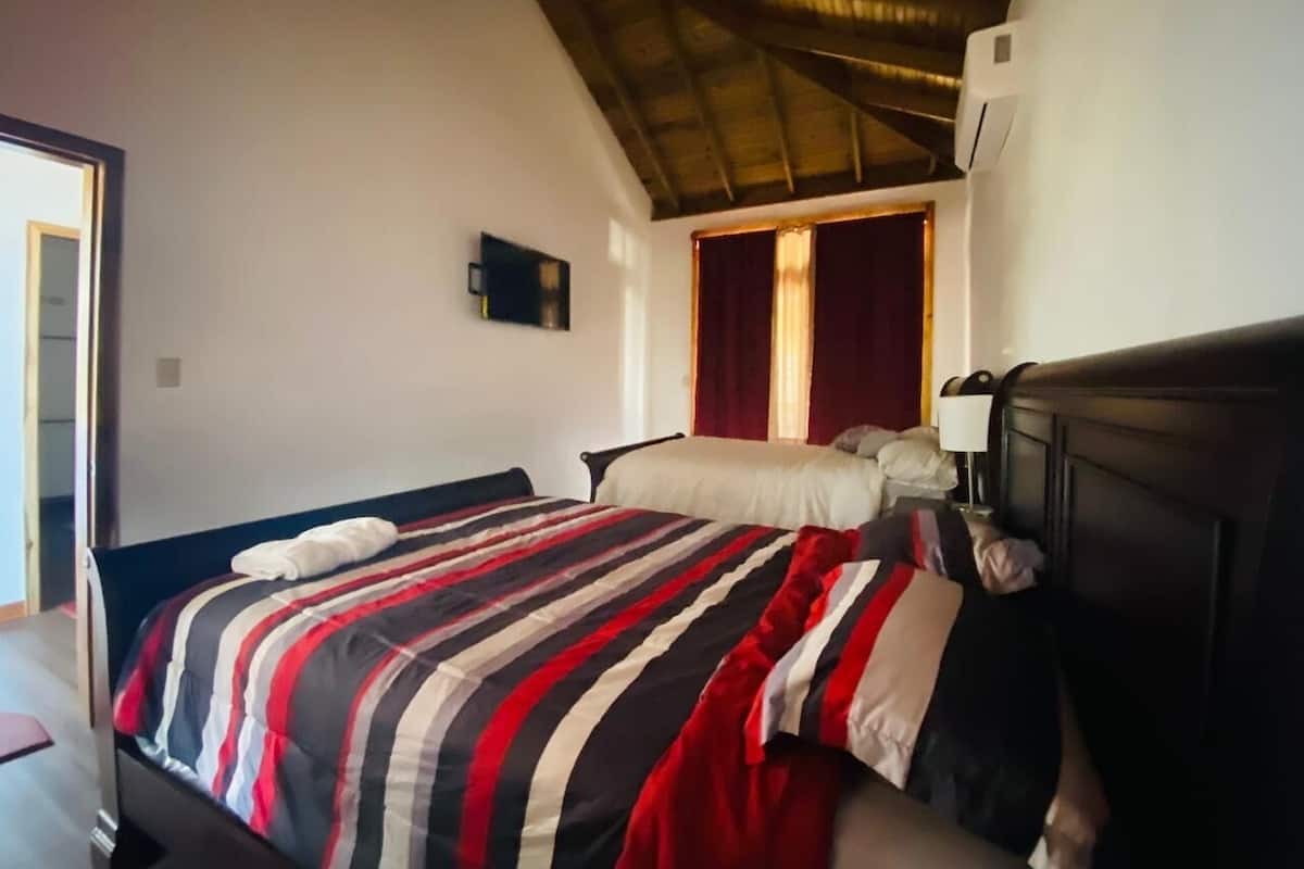 2 bedrooms, free WiFi