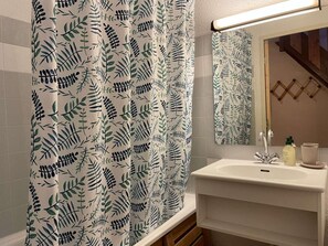 Shower - 2nd floor, balcony, tv, 50m², Montgenèvre (Montgenèvre)