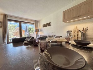 Dining - 60m from resort center, Ground floor, terrace, tv, 41m², Praz sur Arly (Praz-sur-Arly)