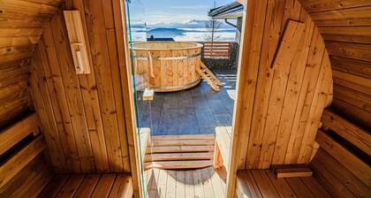 Holiday Home Mountainview Horizon - Sauna & HotTub