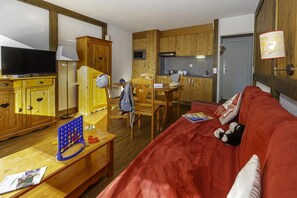 Living area - Fitness, swimming pool, balcony, parking, tv, 45-50m², Autrans-Méaudre en Vercors (Autrans-Méaudre en Vercors)