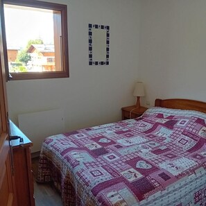 1 bedroom, WiFi - Wifi, 1st floor, view mountain, balcony, parking, tv, ski locker, 37m², Le Grand Bornand (Le Grand-Bornand)