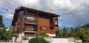 Esterni