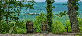 Talking Leaves Cottage | Scenic Highway on the Brow | Fast Wi-Fi | Dog Friendly