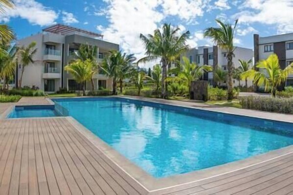 Pool - Luxurious 3 Bedroom Apartment in La Pointe (Grand Baie)