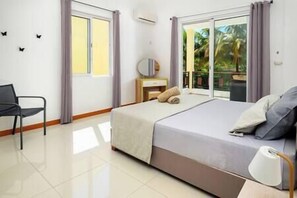 4 Schlafzimmer, Bügeleisen/Bügelbrett, WLAN, Bettwäsche