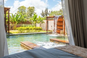 A heated pool - To complete (Grand Baie)