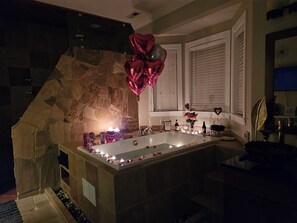 Bañera de hidromasaje privada