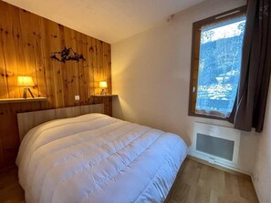 Uklassifisert bilde, 3 av 19, knapp