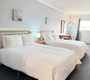 9 habitaciones, tabla de planchar con plancha, wifi y ropa de cama 