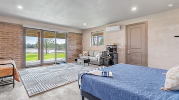 8 chambres, Wi-Fi, draps fournis