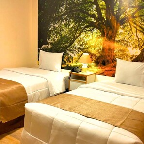 Quarto duplo standard | Lençóis italianos Frette, roupas de cama premium, edredons de pluma