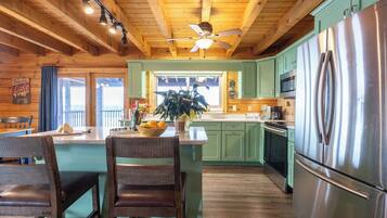 Family Cabin, Lake View | Private kitchen | Full-size fridge, microwave, oven, stovetop