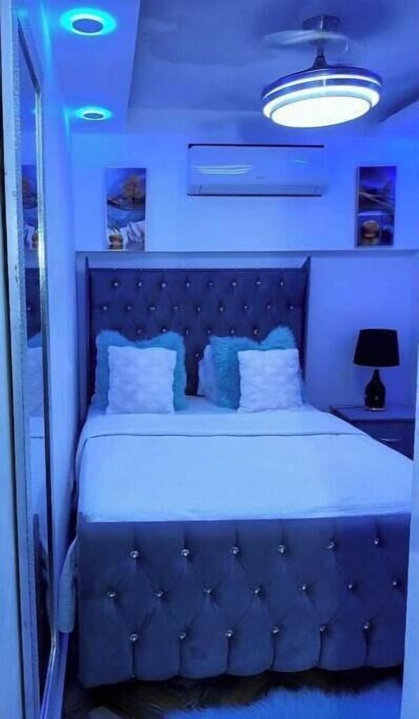 1 bedroom, iron/ironing board, WiFi, bed sheets