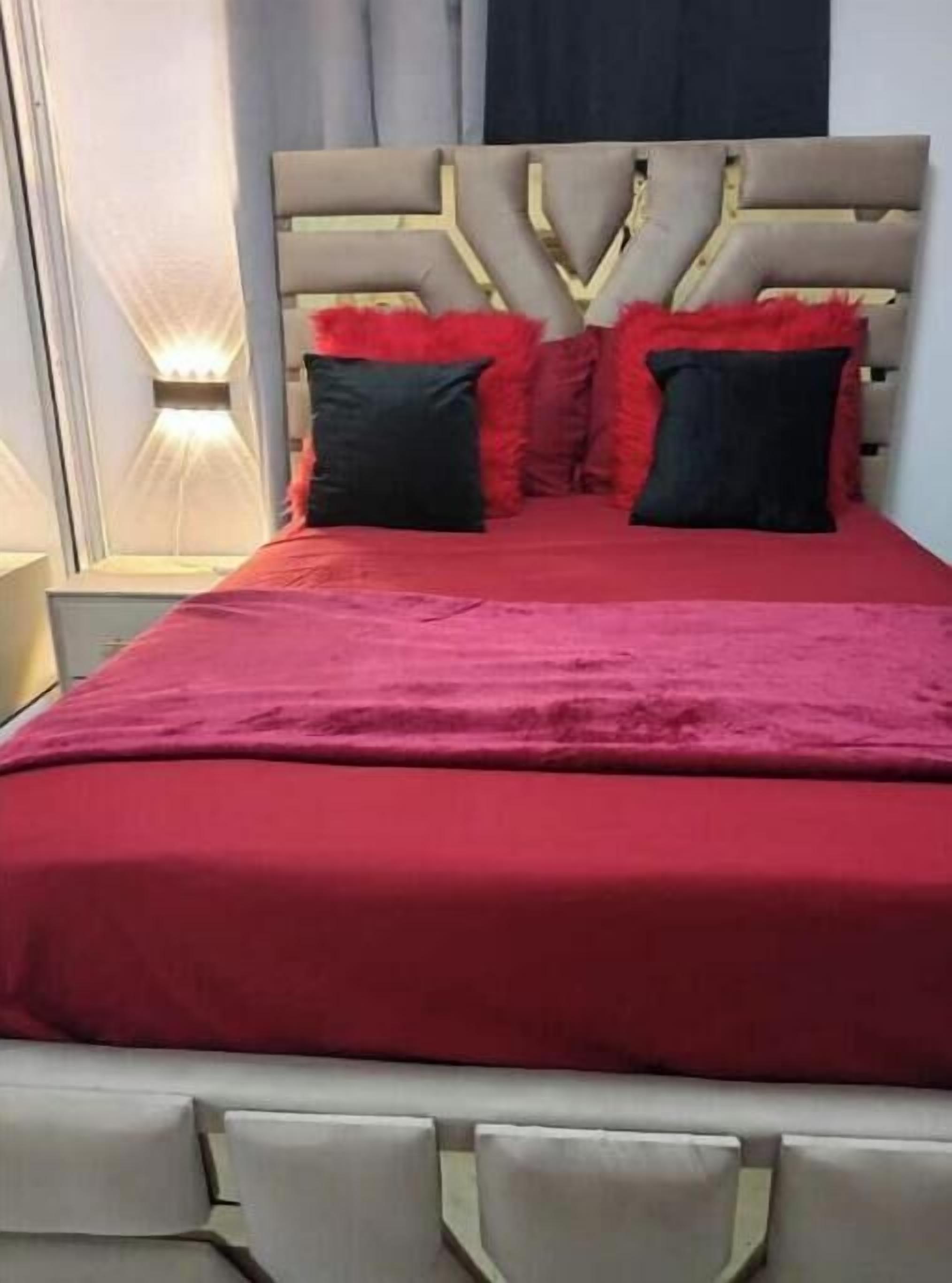 1 bedroom, iron/ironing board, travel cot, free WiFi