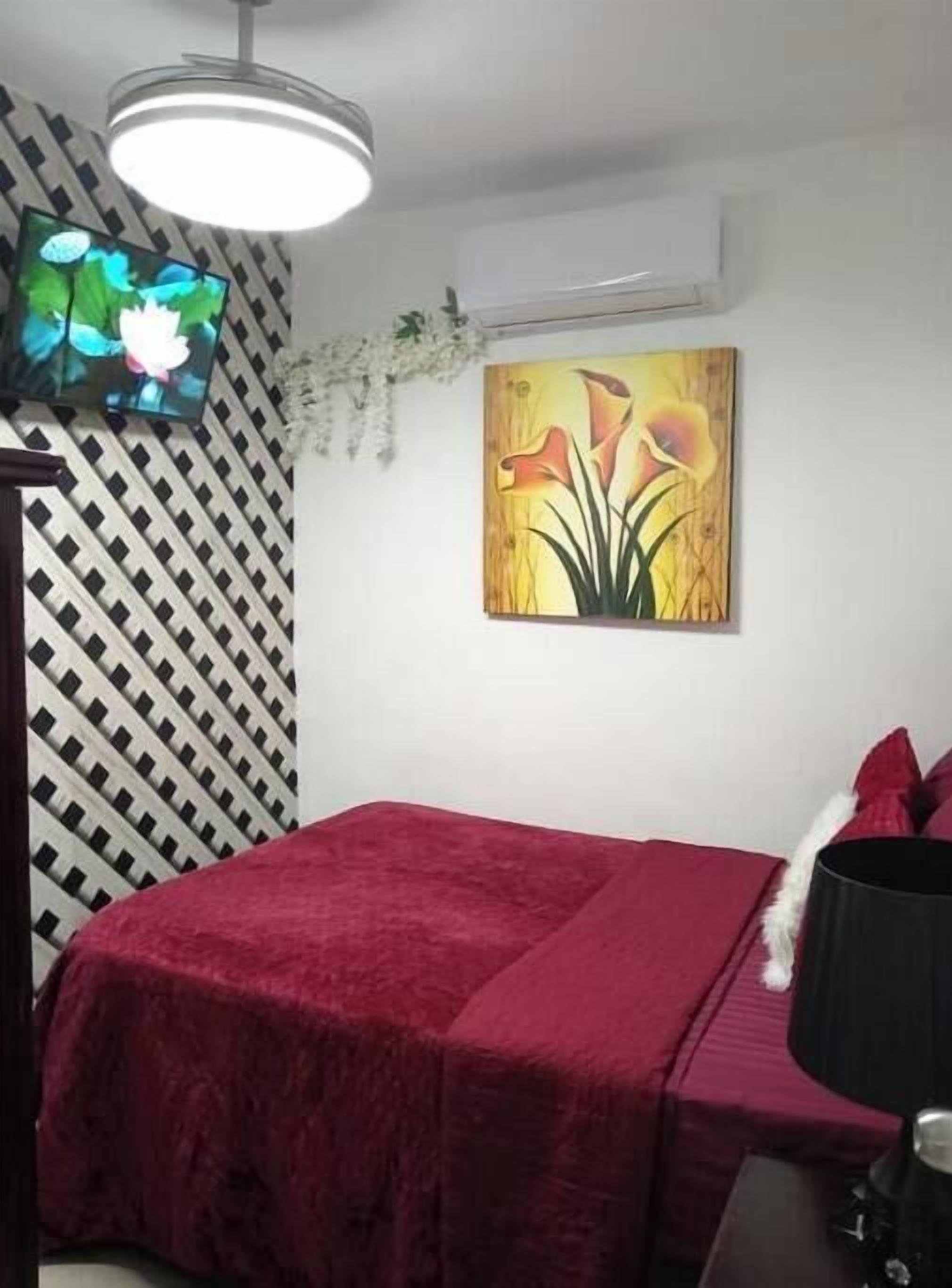 1 bedroom, iron/ironing board, travel crib, WiFi