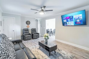 Casa | Zona de estar | Una televisión