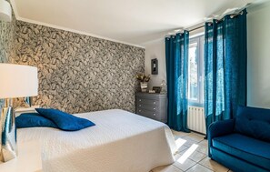 2 soverom, reiseseng for barn, wi-fi (inkludert) og sengetøy