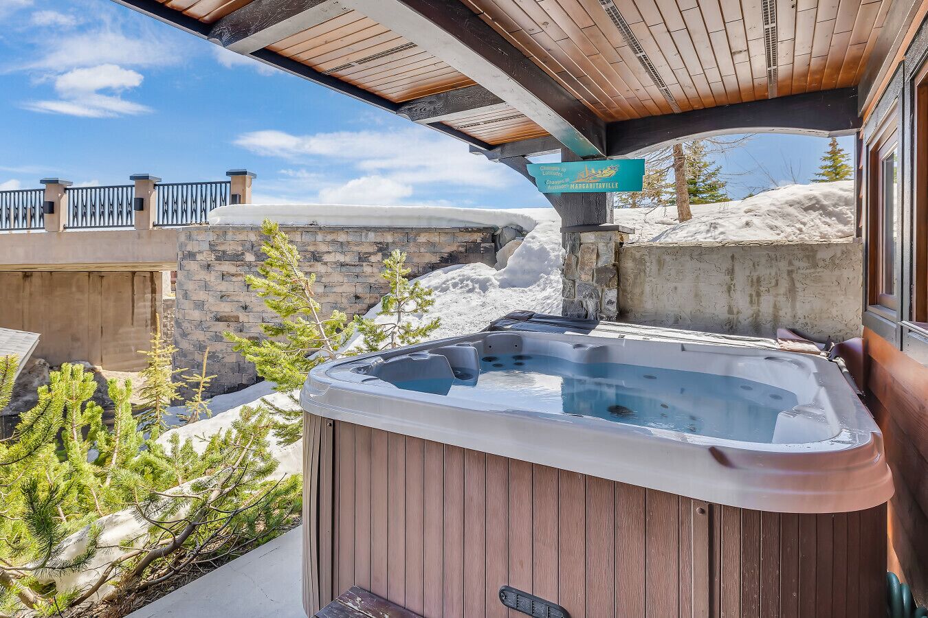 Bain à remous extérieur