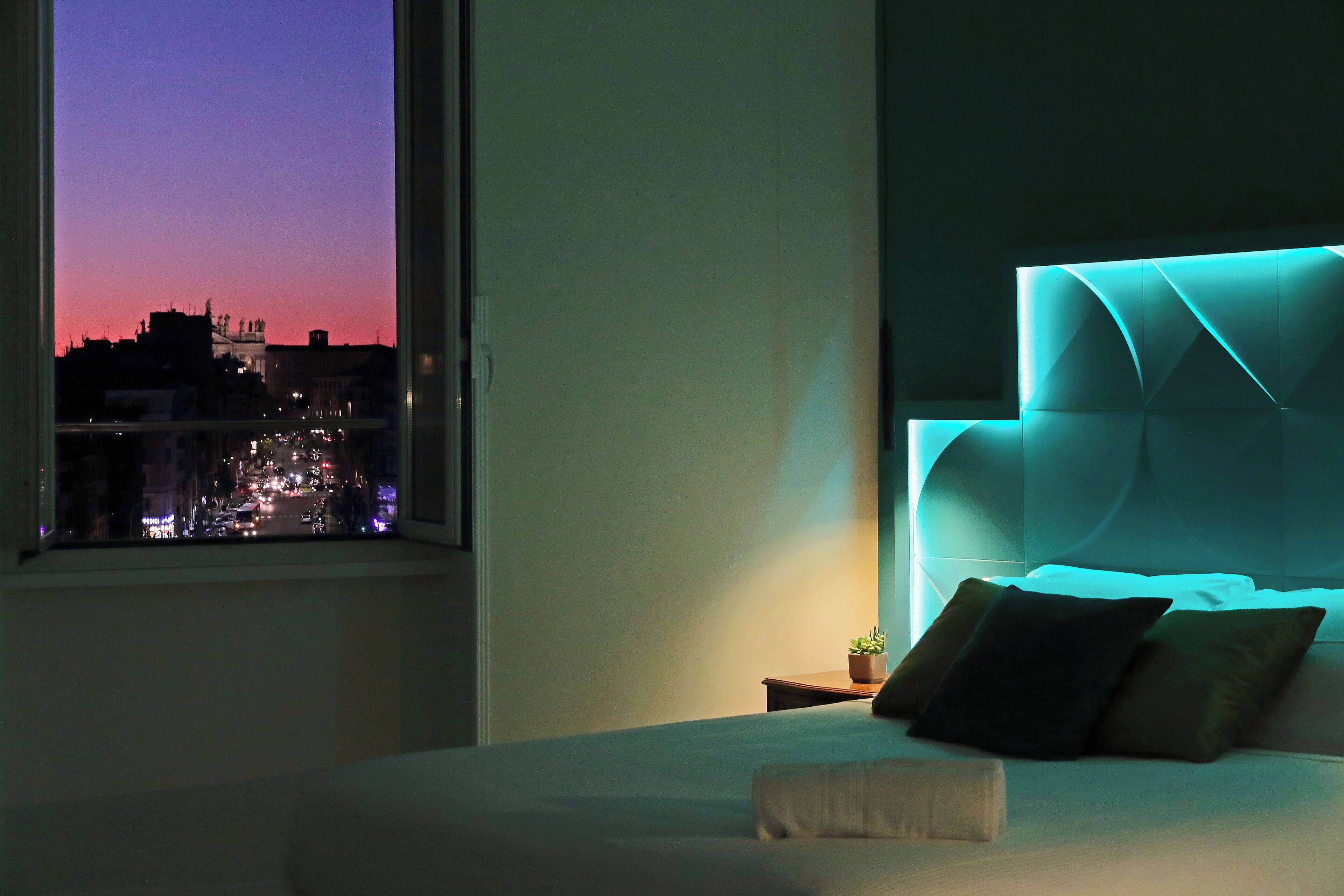 ملاءات إيطالية من طراز فريتي وأغطية فراش متميزة وألحفة محشوة بالريش