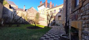 Property grounds - LE TEMPS SUSPENDU - SEDAN (SEDAN)