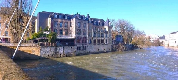 Exterior - LE TEMPS SUSPENDU - SEDAN (SEDAN)