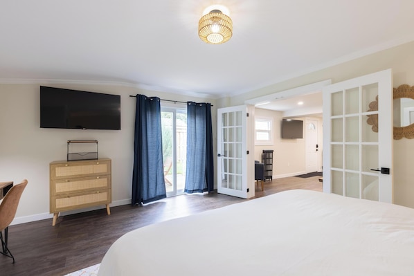 1 slaapkamer, een bureau, een strijkplank/strijkijzer, gratis wifi