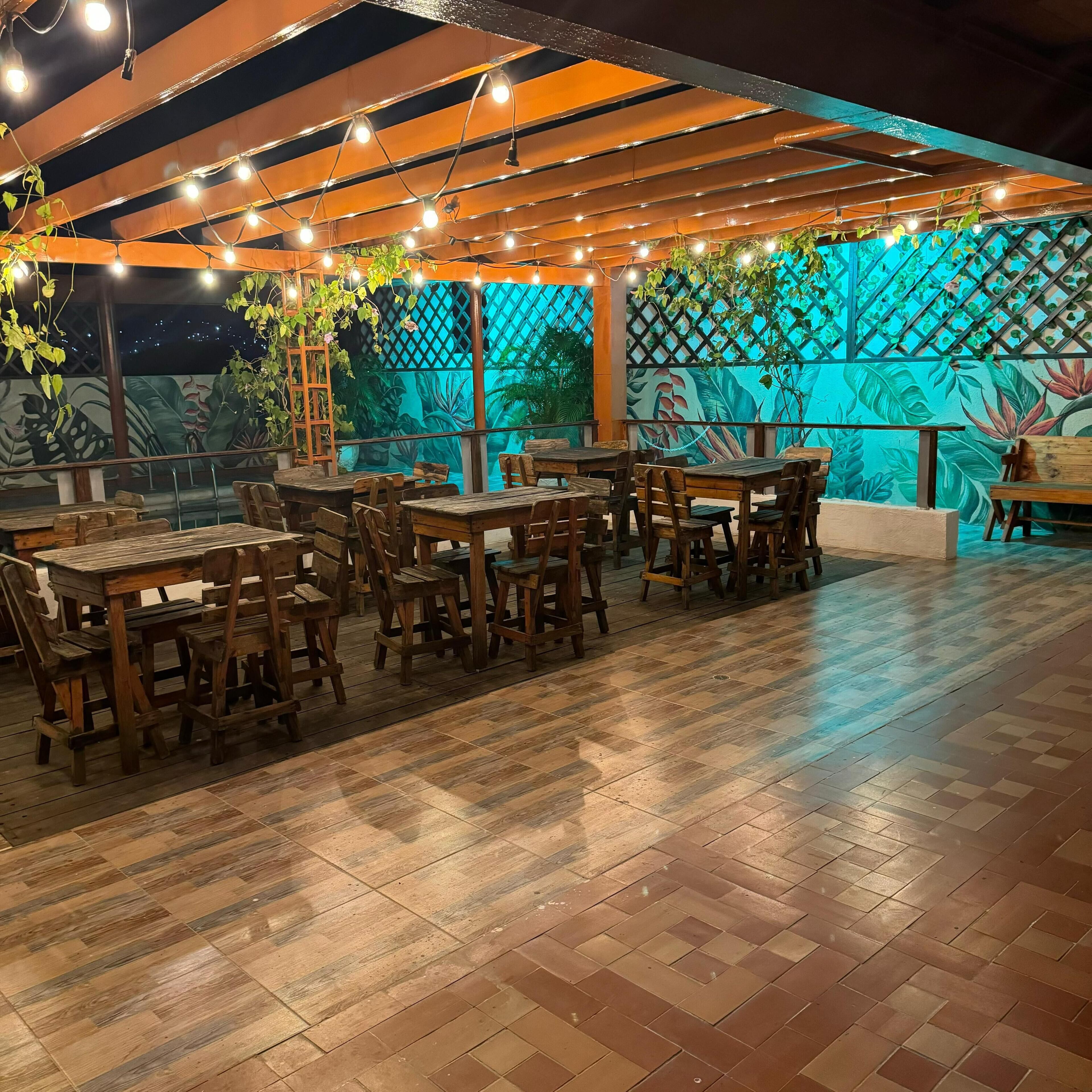 Bar junto a la piscina
