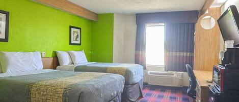 2 Full Bed Smoking | Escrivaninha, Wi-Fi de cortesia, roupa de cama