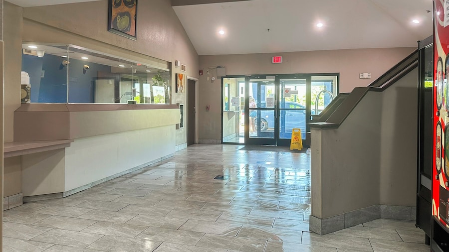 Classic Inn By Townhouse American Way Memphis I 240