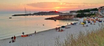 Cozy apartment 20 meters from the beach