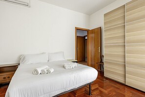 2 Schlafzimmer, Bügeleisen/Bügelbrett, WLAN, Bettwäsche