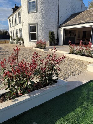 Property grounds - Torr House (Dumfries)