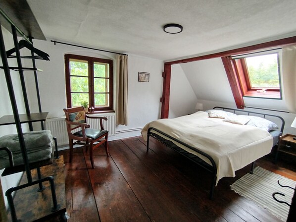 3 chambres, bureau, lit parapluie, Wi-Fi gratuit