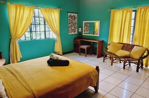 4 bedrooms, WiFi, bed sheets